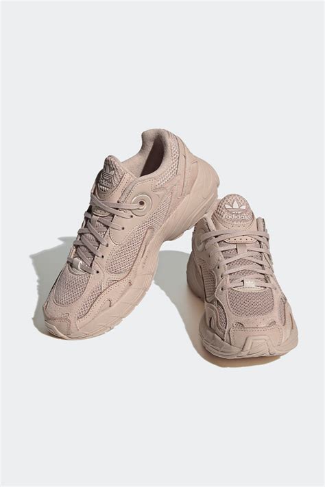 adidas astir taupe|adidas astir lace locker.